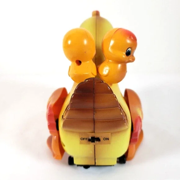 Vintage Russ Chick and Rooster Toy Musical Bobbing "Its a Small World" Battery